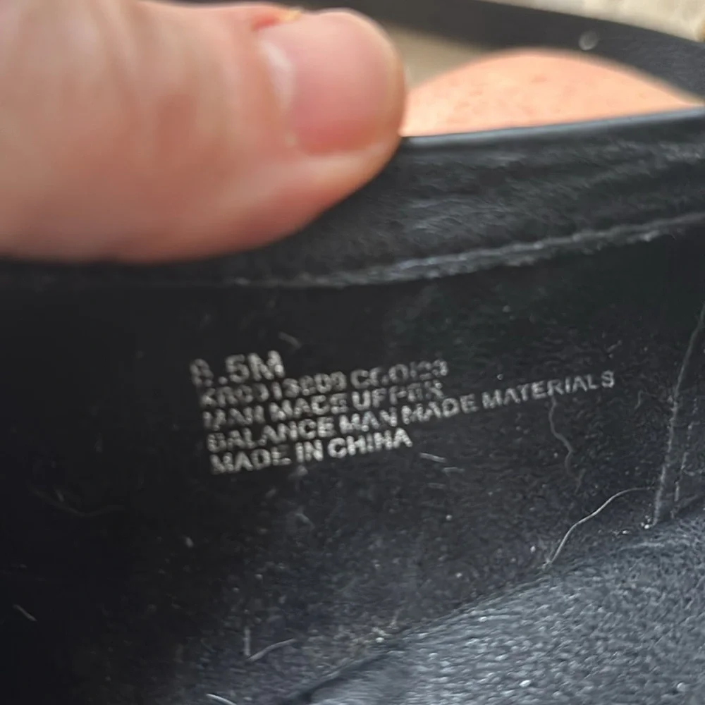 Korks  Black Leather Mules - Picture 5 of 5